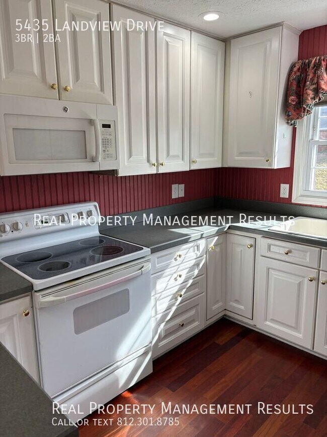 Building Photo - 5435 Landview Dr