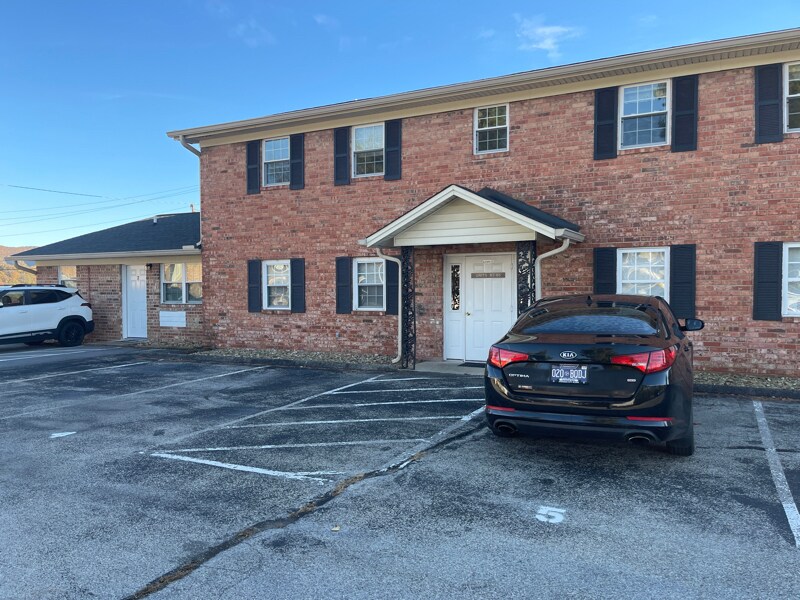 Building Photo - 539 E Morgan St