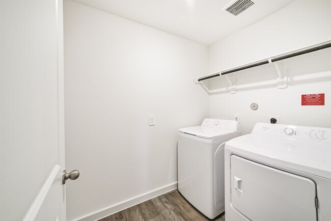 Building Photo - 8039 Marconi Corsco Dr