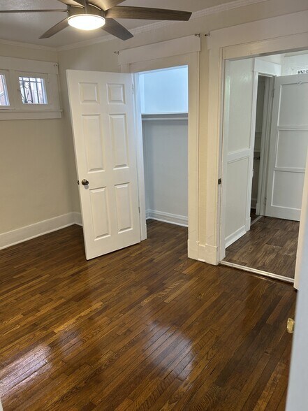Building Photo - 586 Woodland Dr