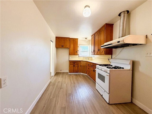 Building Photo - 12911 Whitewood Ave