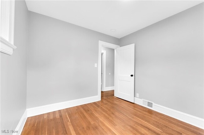 Building Photo - 3195 W 114th St