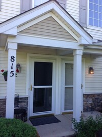 Building Photo - 815 Silverstone Dr