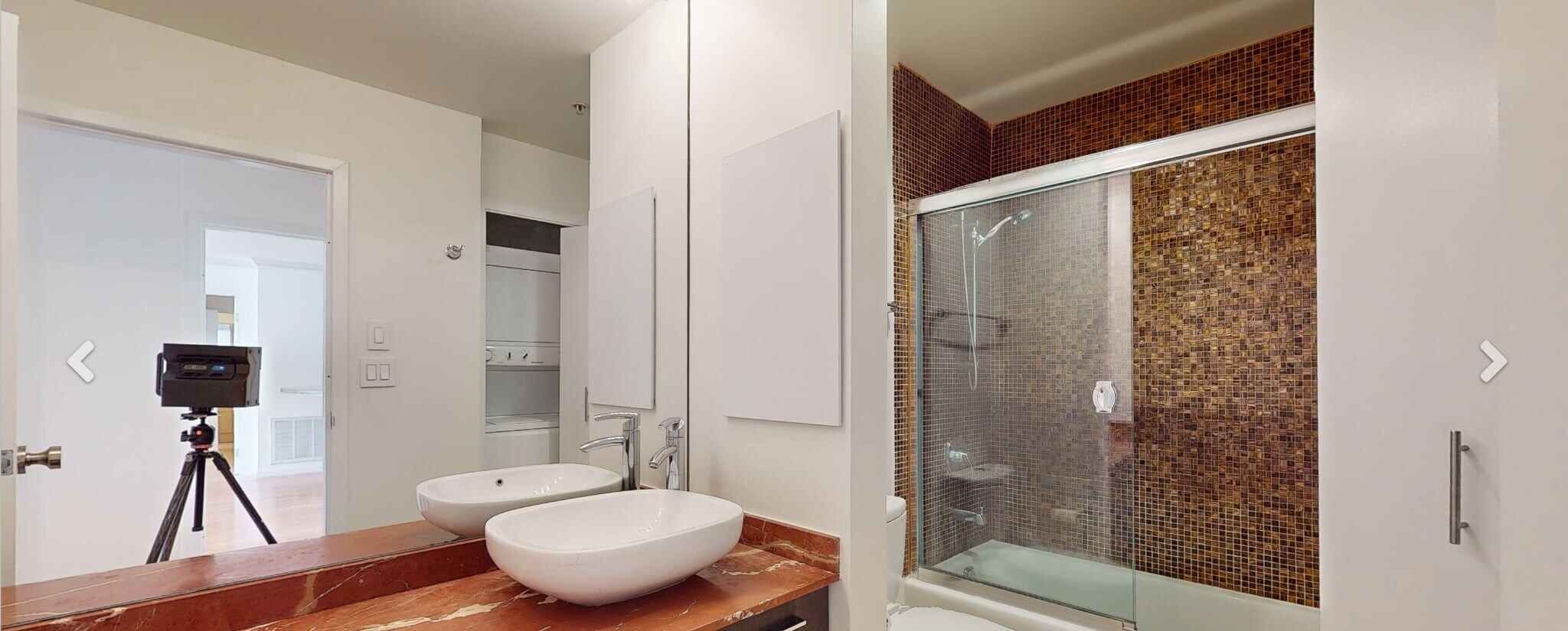 Building Photo - 6 Canal Park