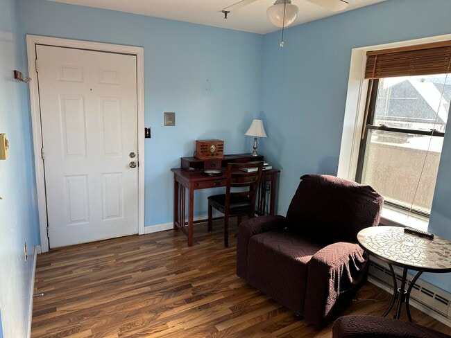 Building Photo - 90 Fleet St