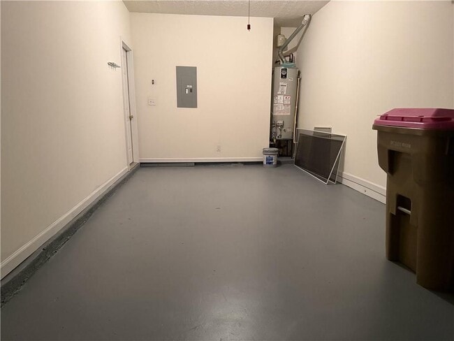 Building Photo - 2945 Greyhawk Ln