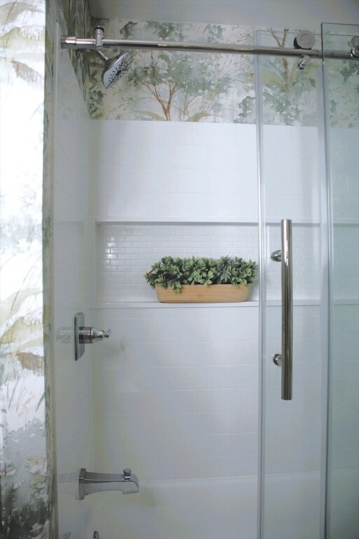 Building Photo - 200 Market St