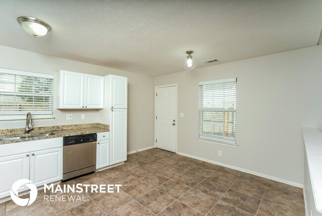 Building Photo - 6623 Timberbend Dr