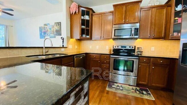 Building Photo - 850 Windy Falls Dr