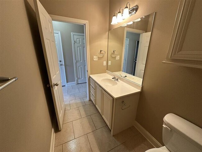 Building Photo - 3958 Mobley Cir