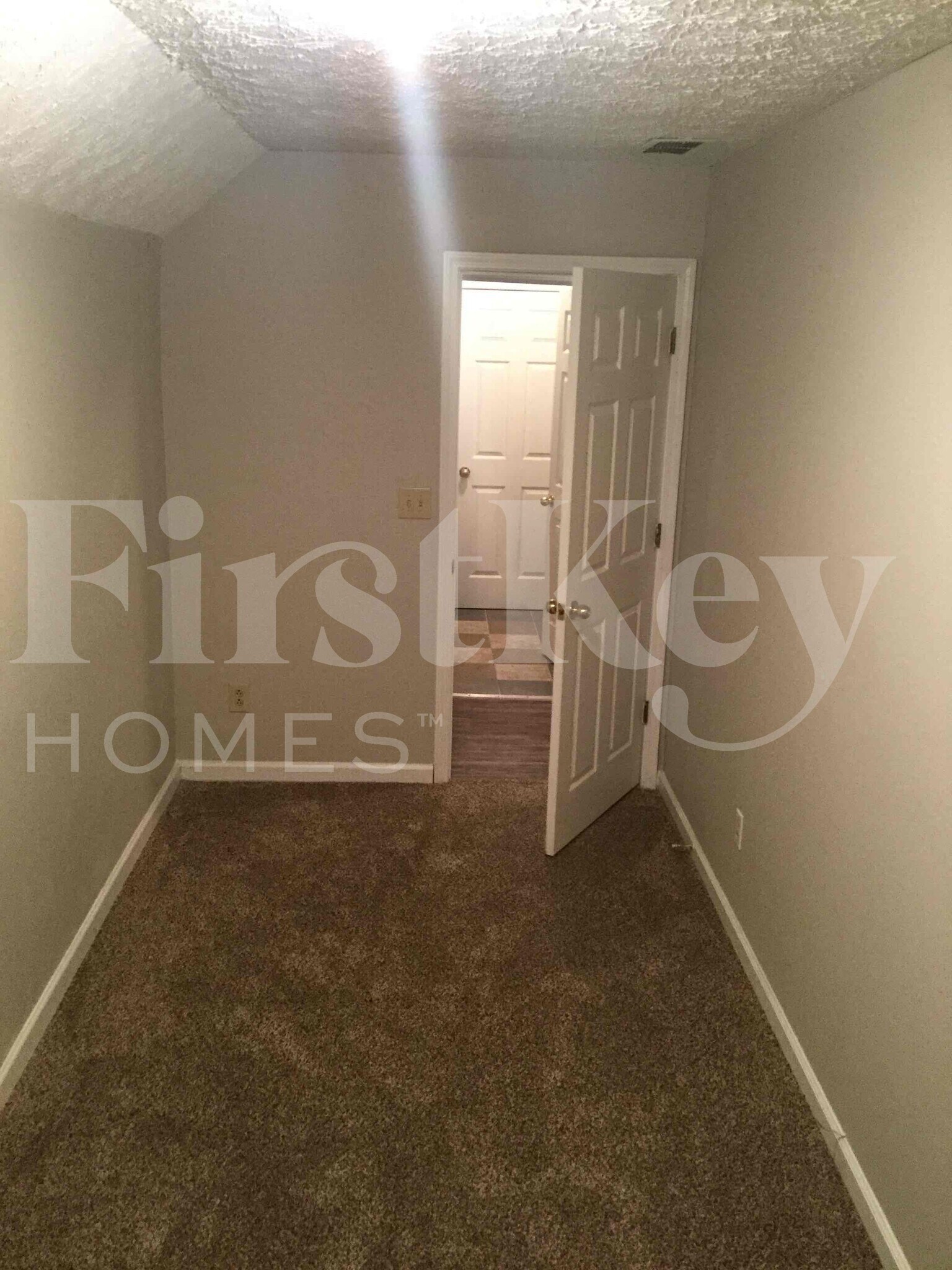 Building Photo - 8321 Mountain Pass