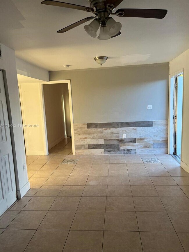 Building Photo - 3721 SW 62nd Ave