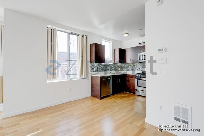 Building Photo - 380 14th St