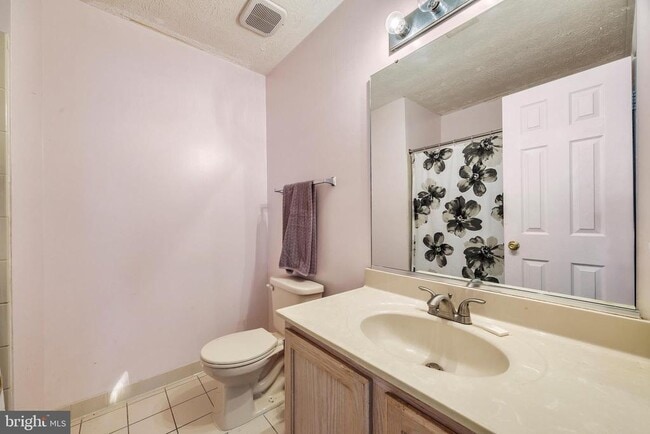 Building Photo - 5501 E Boniwood Turn