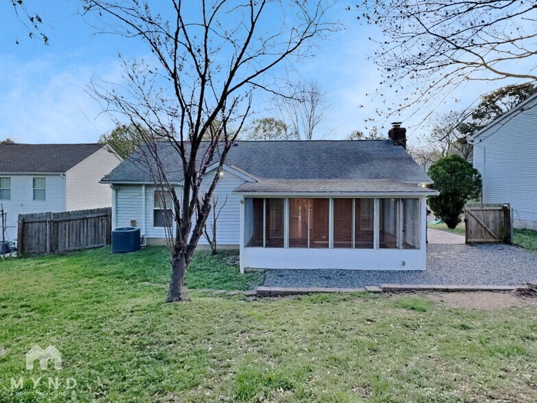 Building Photo - 2932 Rural Hill Ct