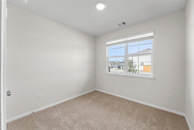 Building Photo - 225 Caddo Bnd