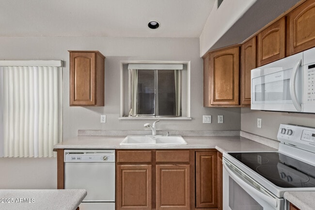 Building Photo - 17408 N Cassi Dr