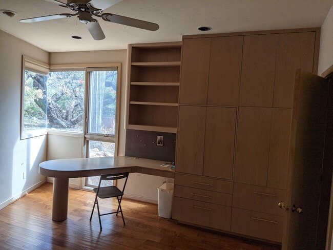 Building Photo - FINISTERRA GATED COMMUNITY RENTAL - VIEWS ...