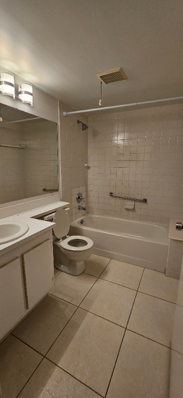 Building Photo - 3670 Alder Dr