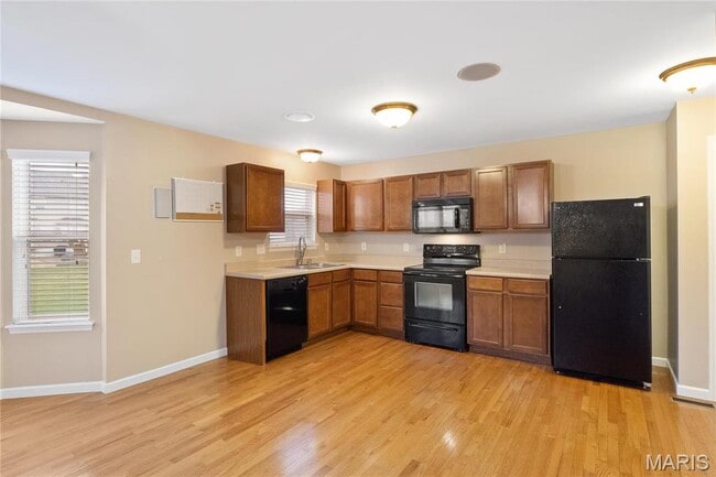 Building Photo - 7026 Conner Pointe Dr