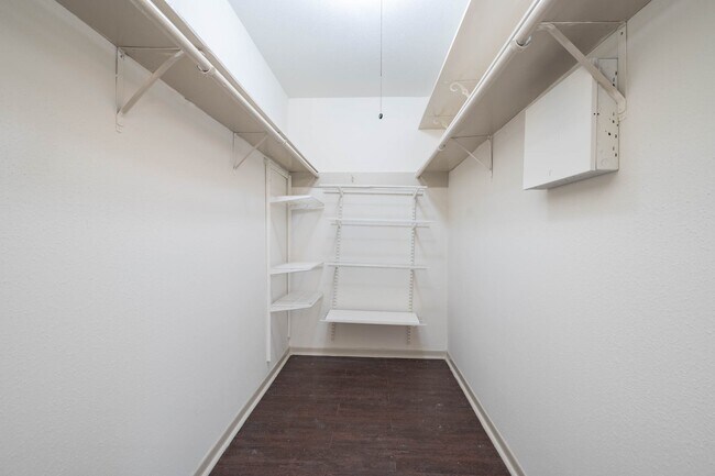 Building Photo - 10230 Trade Winds Dr