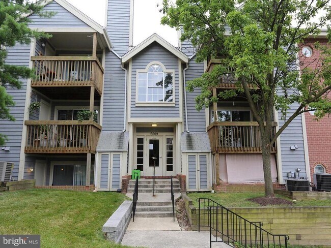 Building Photo - 6609 Rapid Water Way