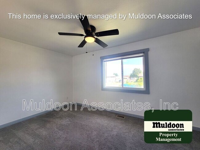 Building Photo - 4375 Millburn S