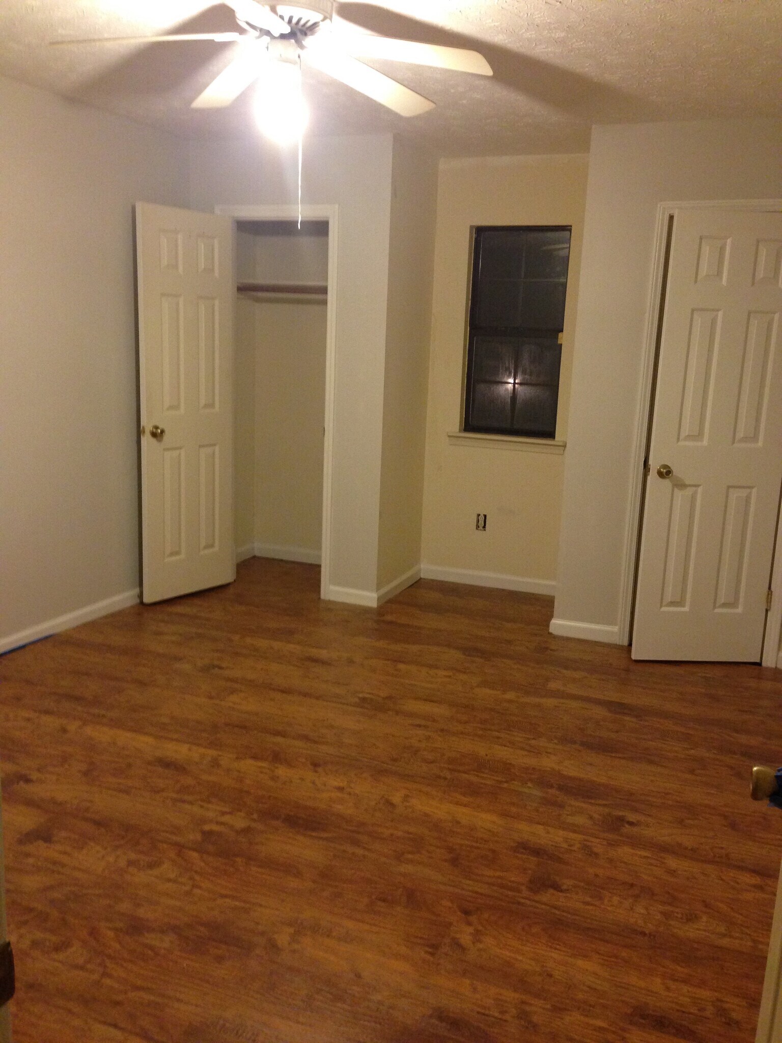 Building Photo - 548 Huntington Road