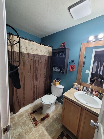 Building Photo - 23619 Twisting Falls Drive