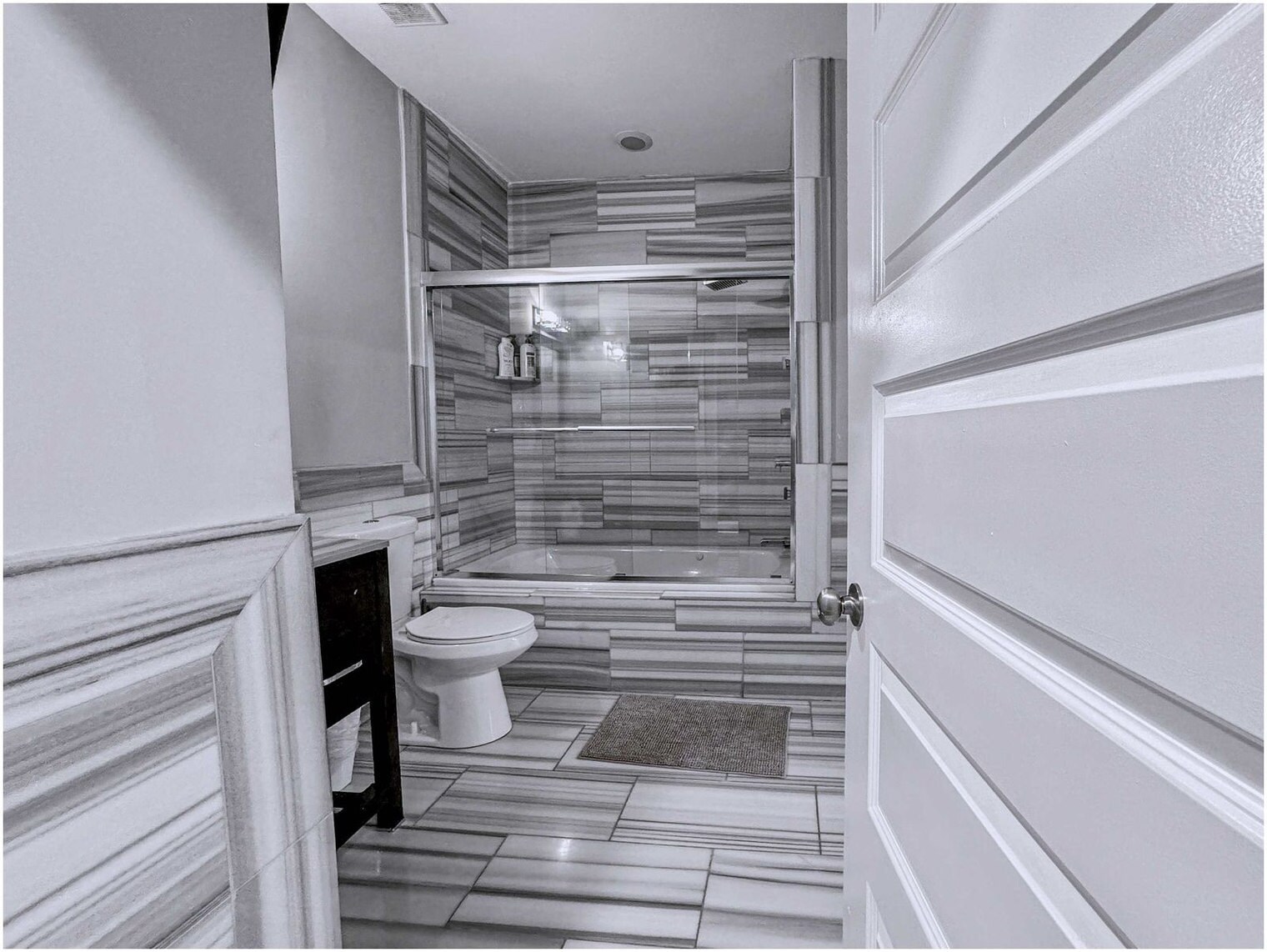 Building Photo - 1421 N 5th St