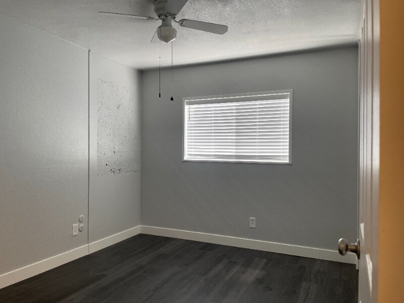 Building Photo - 8907 Amerigo Ave