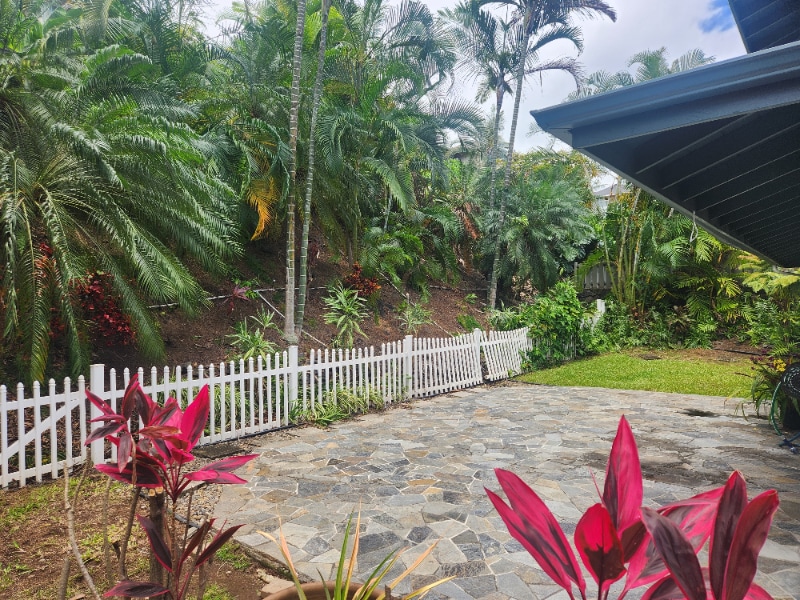 Building Photo - 75-6143-6143 Hoomama St