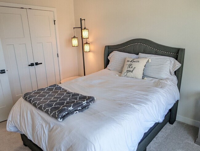 Building Photo - Gorgeous Newer Construction Home (2022) in...