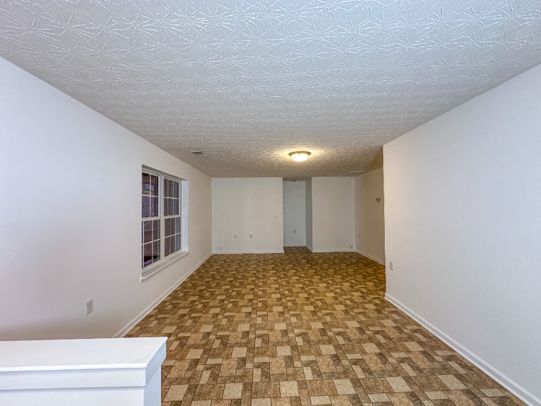 Building Photo - 600 Indian Trail