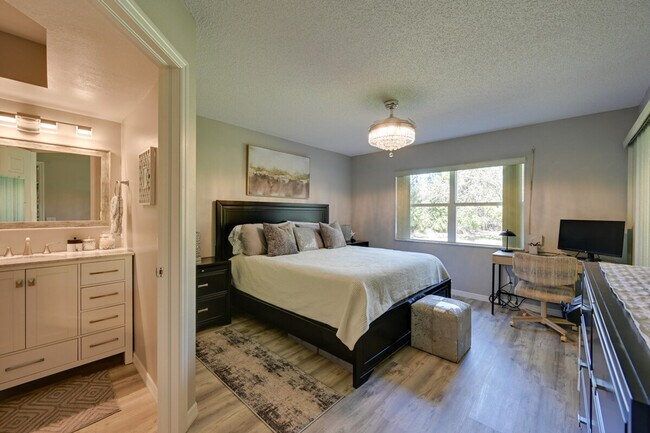 Building Photo - 3930 Leeward Passage Ct