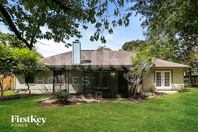Building Photo - 1337 Gately Rd