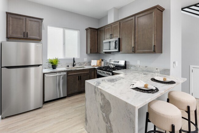 Building Photo - Brand-New Luxury 2-Bedroom 2-Bathroom Home