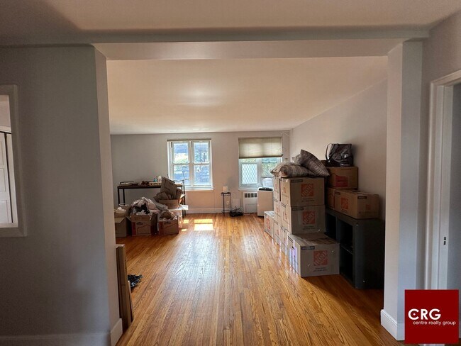 Building Photo - 136 Boylston St