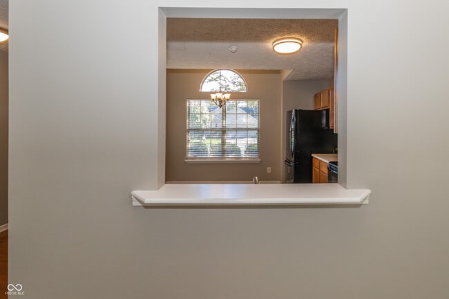 Building Photo - 10768 Belair Dr