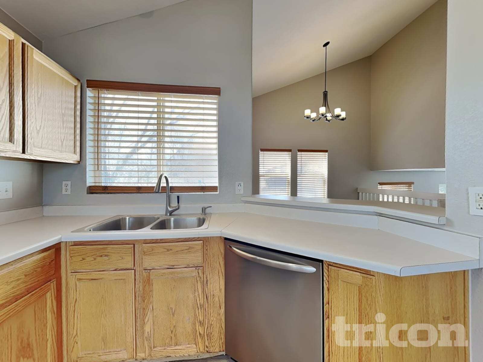 Building Photo - 11817 Columbine St