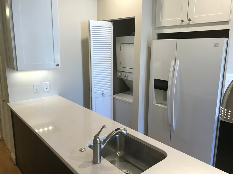 Kitchen with washer/dryer - 1448 Newton St NW