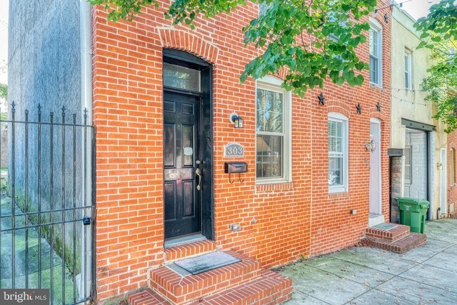 Building Photo - 303 S Washington St