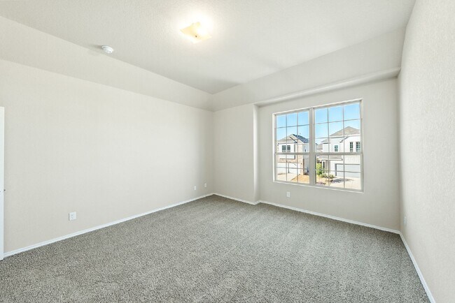 Building Photo - 5118 Sandstone Wy