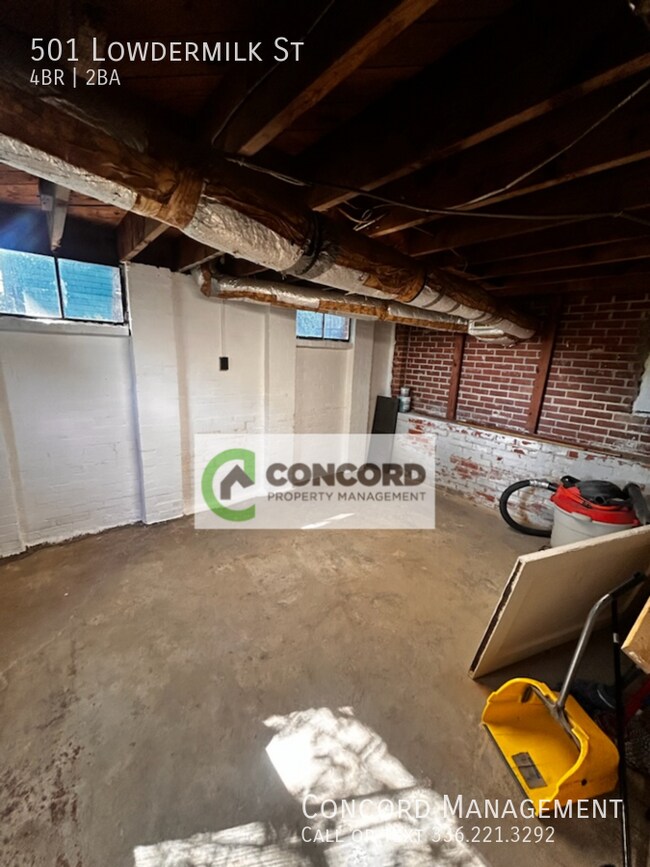 Building Photo - 501 Lowdermilk St