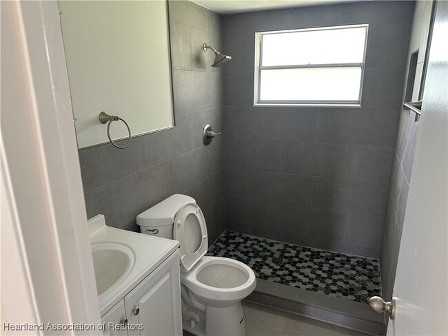 Building Photo - 1834 Koy Dr