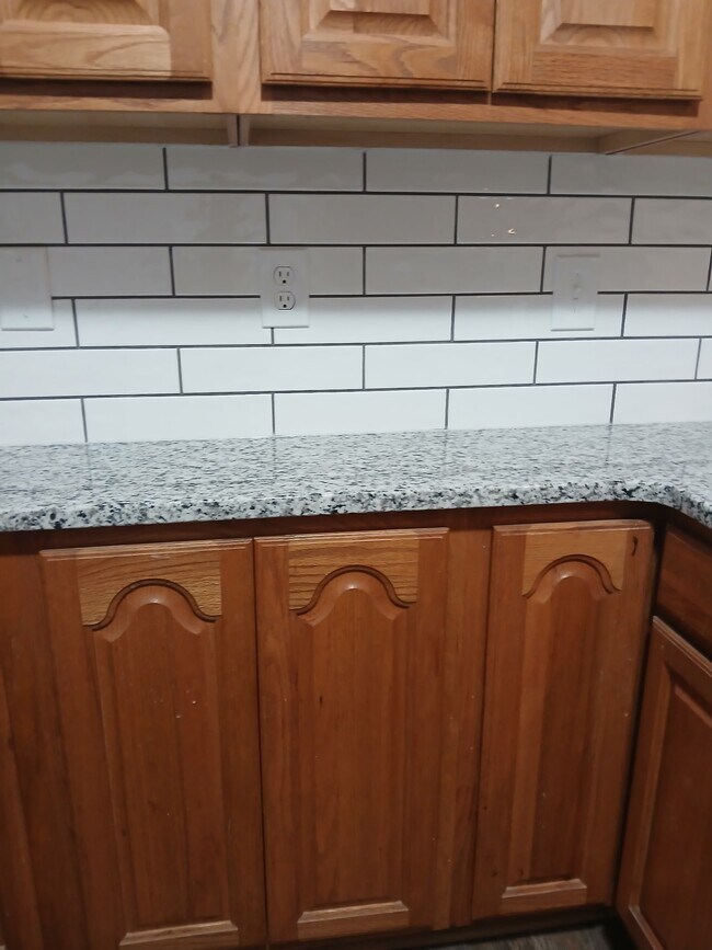 Building Photo - 5217 Crystal Ct