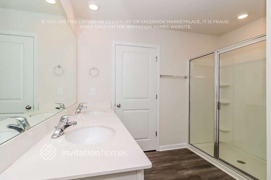 Building Photo - 105 Nathall Trl