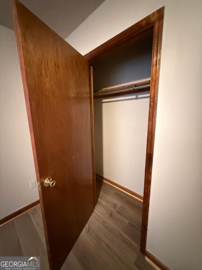 Building Photo - 101 Cooper Springs Ct