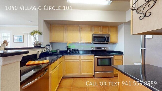 Building Photo - 1040 Villagio Cir