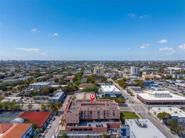 Building Photo - 199 SW 12th Ave